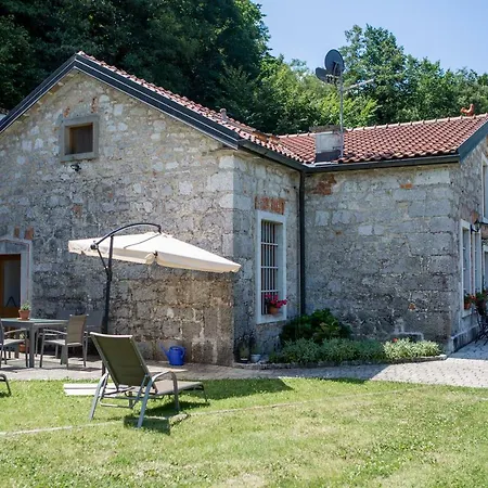 Anton - The Old Dairy Hrusica (Ilirska Bistrica)