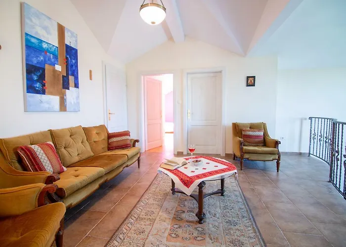 Anton - The Old Dairy * Hrusica (Ilirska Bistrica)