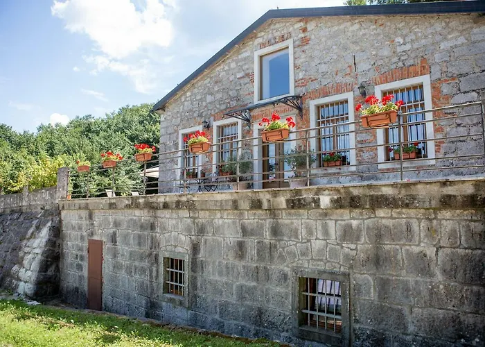 Anton - The Old Dairy Villa Hrusica (Ilirska Bistrica)