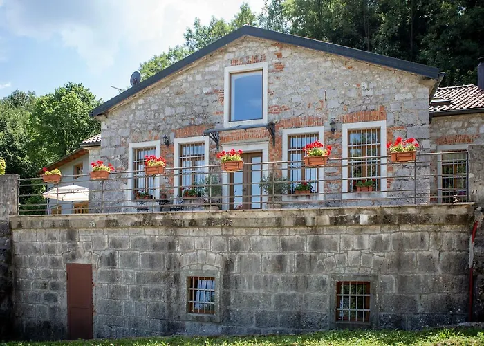 Anton - The Old Dairy Hrusica (Ilirska Bistrica)